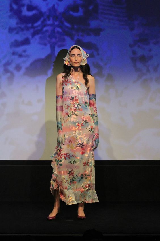 Anna Sui Spring 2024 Ready-to-Wear Fashion Show
