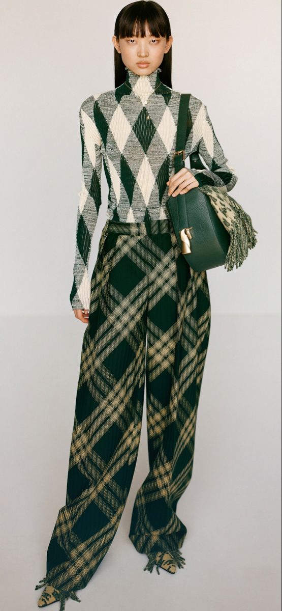 Resort 2024 Burberry