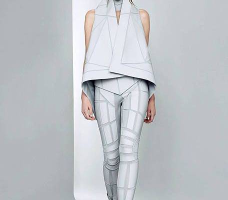 Gareth Pugh Spring 2011 Runway - Gareth Pugh Ready-To-Wear Collection
