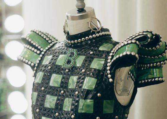 “Six” Costume Designer Gabriella Slade Breaks Down Tudor Fashion Creations