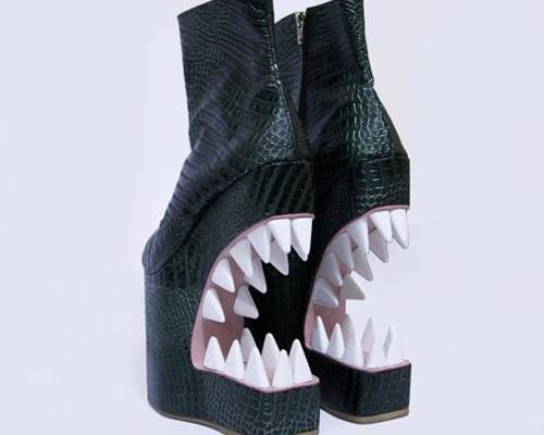 Mr. Açú | virtualshoemuseum.com