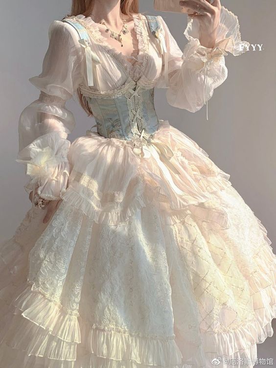 Lady’s Back Garden Vintage Classic Lolita OP Dress Set