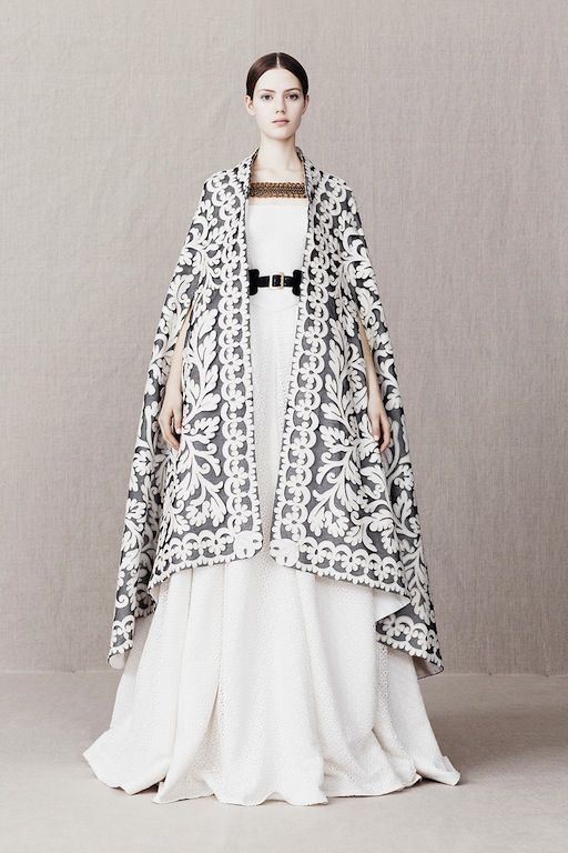 Portrait Inspiration – Alexander McQueen | Carla Coulson