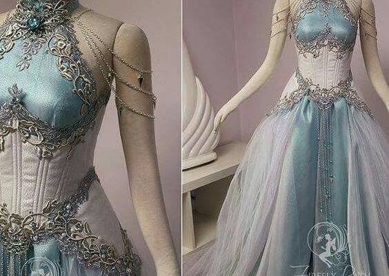 5 Ways to Accessorize a Dress - wikiHow