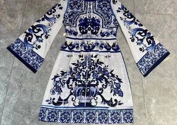 Dolce and Gabbana Dress replica clothing
WhatsApp 8618566730393