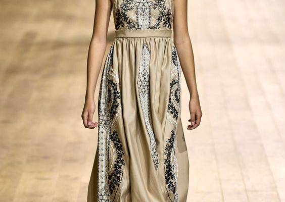 Christian Dior Fall 2022 Couture Collection