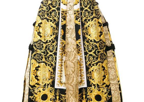 Versace baroque and lace skirt (49,980 MYR) ❤ liked on Polyvore featuring skirts, black, long layered skirt, a-line skirts, long flare skirt, layered lace skirt and versace