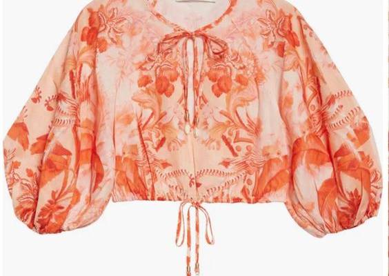 $395 Zimmermann Women's Red Lyre Palm Print Cropped Blouse Top Size 2 Zimmermann Lyre Cropped Blouse Featured In Zimmermann's Summer Swim 2022 Collection, This Lyre Cropped Blouse Is Printed With The Brand's Red 'Palm' Print. Crafted From Linen, This Lightweight Design Is Elevated By Three-Quarter Length Balloon Sleeves And Tied Details With Shell Charms. Imported Composition Linen/Flax 100% Washing Instructions Dry Clean Only