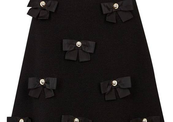 Boutique Moschino Black Bow-embellished Wool Blend Skirt - Size 10 ($500) ❤ liked on Polyvore featuring skirts, bow skirt, wool blend skirt, studded skirts and boutique moschino