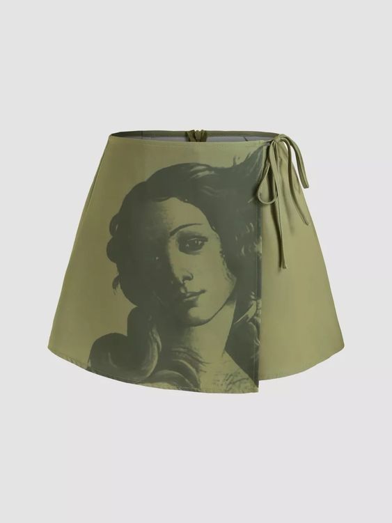 Figure Knotted Mini Skort US$22.00