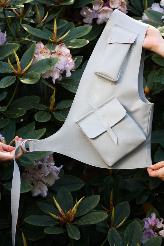 Die Initiative Handarbeit ist die richtige Adresse für alle, die leidenschaftlich gerne stricken, nähen, häkeln oder sticken.