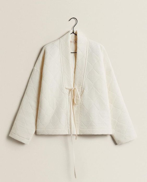 El kimono acolchado ‘premium’ de Zara Home de 40 € que las nórdicas compran online de dos en dos