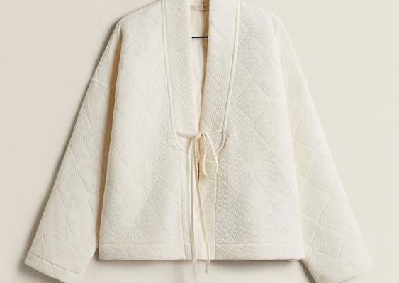 El kimono acolchado 'premium' de Zara Home de 40 € que las nórdicas compran online de dos en dos