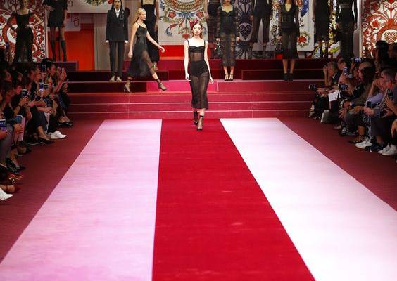 Les plus beaux décors de défilés printemps-été 2018