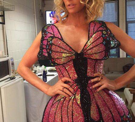 Borboleta! Fernanda Lima arrasa no look para o Amor e Sexo - OFuxico