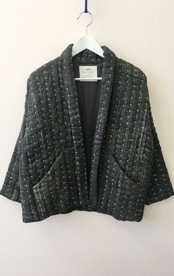 Надоевшую одежду можно кардинально изменить, используя вышивку Сашико