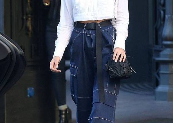 Fresh-faced Kaia Gerber battles jet lag with a stretch