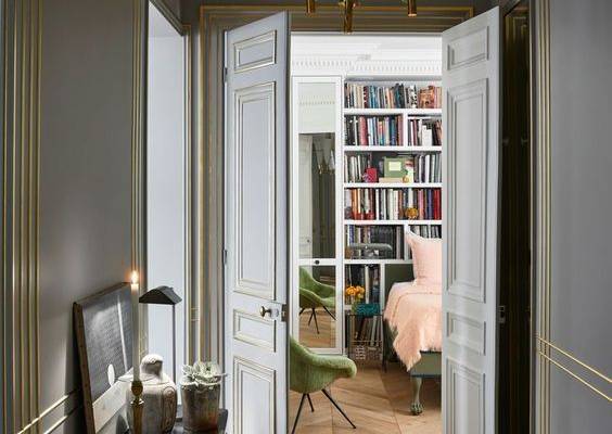 Fashion Designer Alexis Mabille's Paris Apartment Is a Romantic's Dream