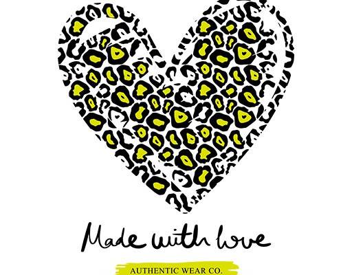 豹纹爱心矢量手写英文字母矢量