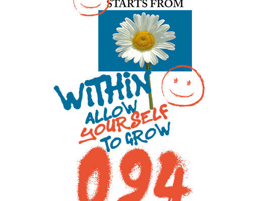 卡通英文字母菊花矢量涂鸦英文字母矢量微笑表情矢量