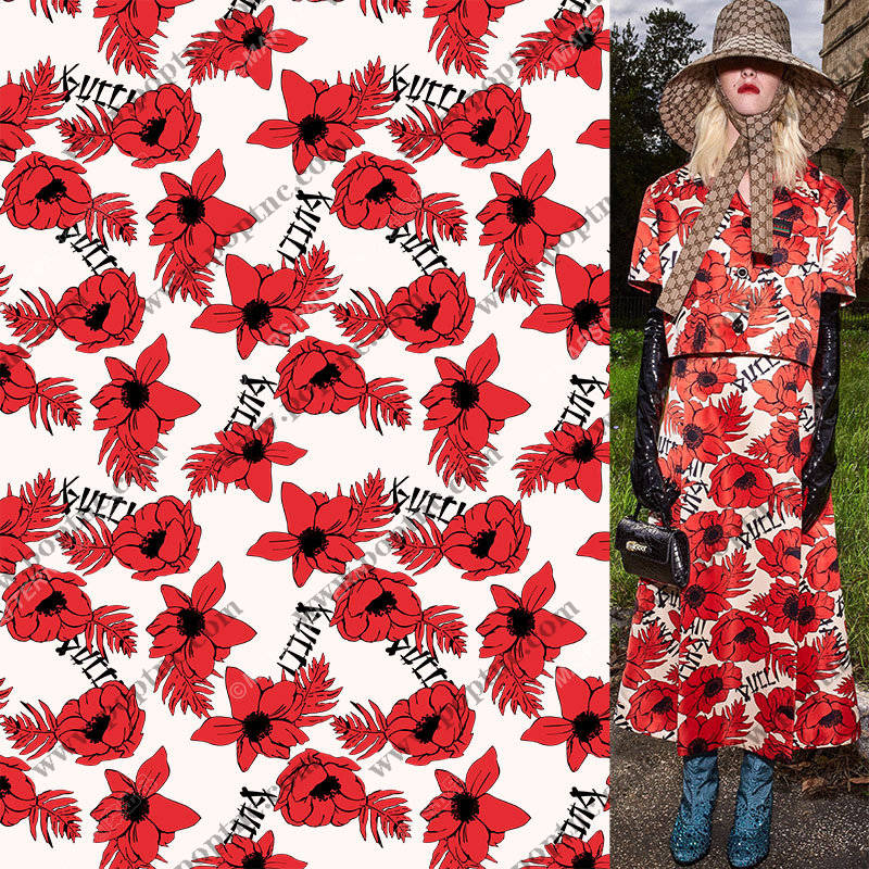 时尚红色花卉裁片印花服装,展现个性与优雅的完美结合