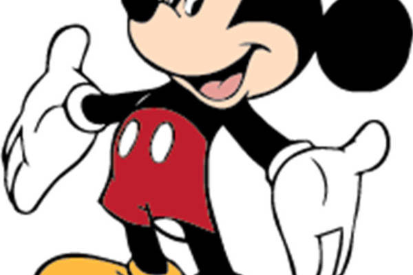 经典米奇裁片印花服装，时尚与童趣的完美结合