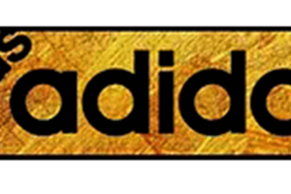 金色纹理裁片印花服装:时尚与运动的完美结合