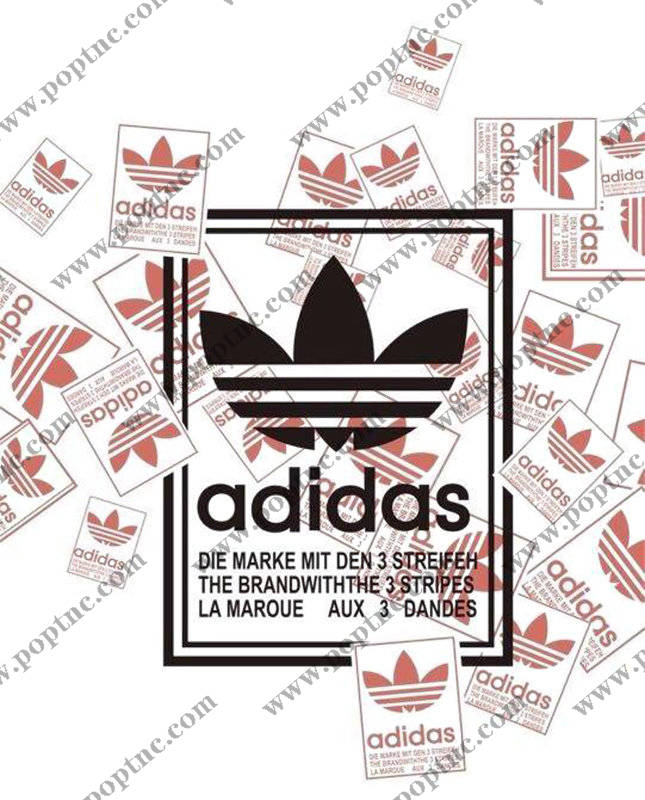 经典三条纹裁片印花服装,展现个性与时尚的完美结合