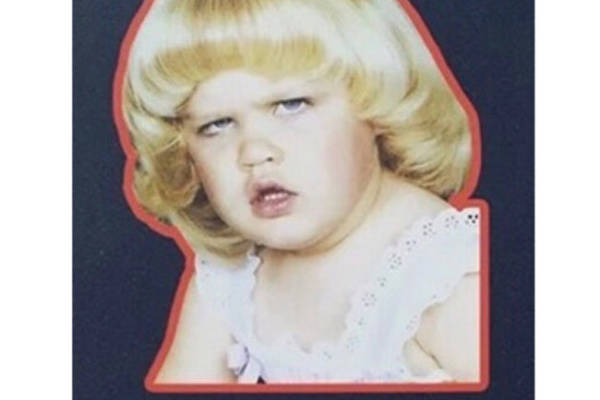 复古风格儿童肖像裁片印花服装：经典与时尚的碰撞