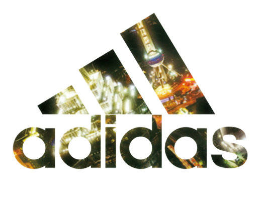 探索城市风光裁片印花服装，引领时尚潮流