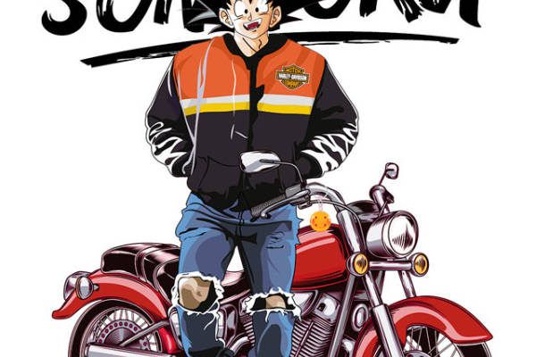 时尚动感裁片印花服装：经典动漫角色摩托车图案