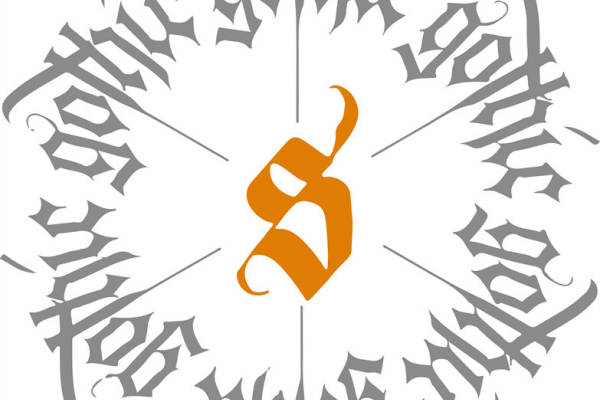 现代抽象风格裁片印花服装，展现独特个性