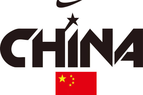 中国风裁片印花服装，展现民族自豪感的时尚选择