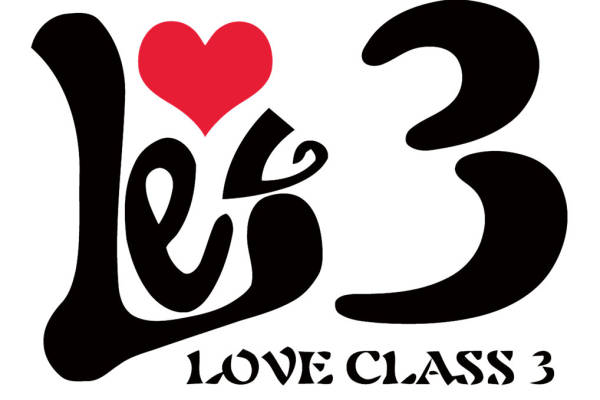 创意心形裁片印花服装,爱在三班的时尚表达