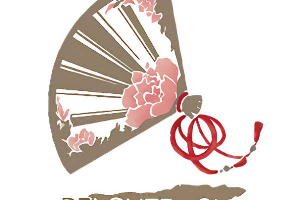 优雅古典扇形裁片印花服装 展现独特东方韵味