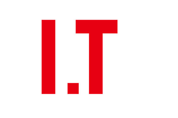 创意红色字母I.T裁片印花服装印花设计