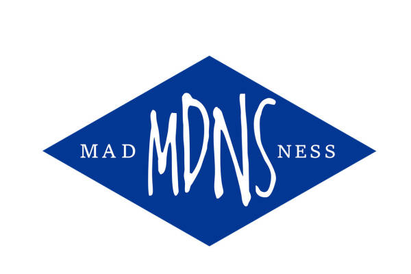 时尚前卫的裁片印花服装印花设计,展现个性与潮流