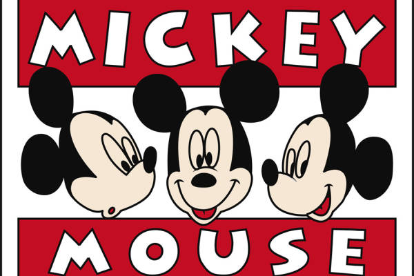 经典卡通裁片印花服装，高品质保证，时尚潮流之选