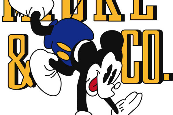 经典卡通裁片印花服装：米奇与高飞的欢乐冒险