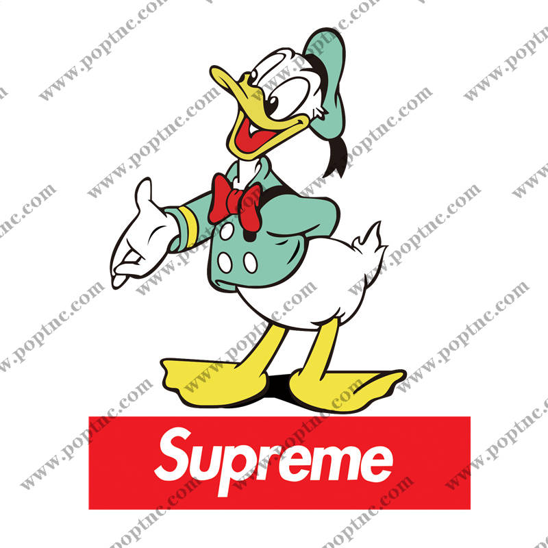 经典卡通角色裁片印花服装,引领街头潮流新风尚