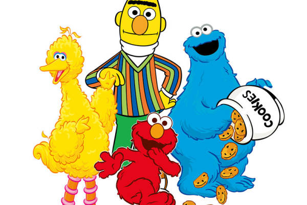 经典卡通角色裁片印花服装，趣味儿童装印花设计