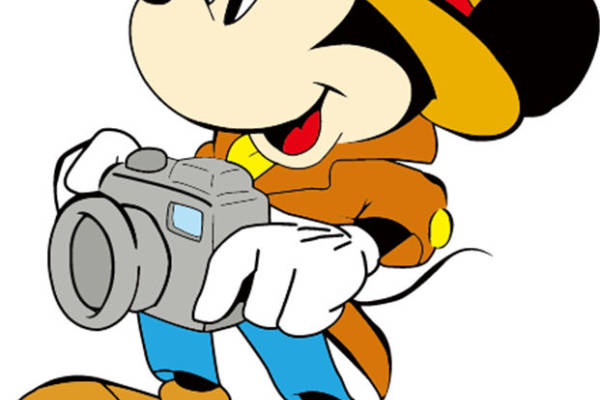 探索世界:米奇摄影师裁片印花服装印花设计