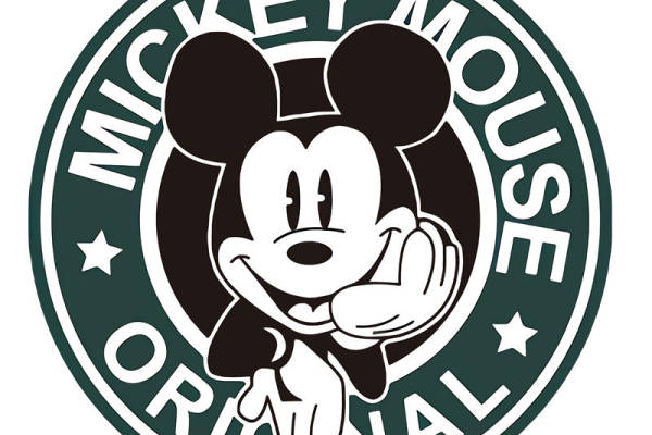 经典米奇老鼠裁片印花服装：复古风格与现代时尚的完美结合