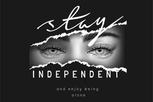 独立精神裁片印花服装:享受独处的时尚宣言