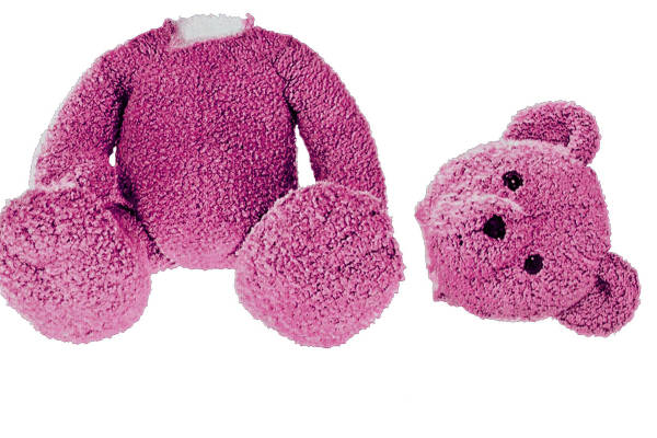 粉色毛绒裁片印花服装，可爱风格儿童服装印花设计