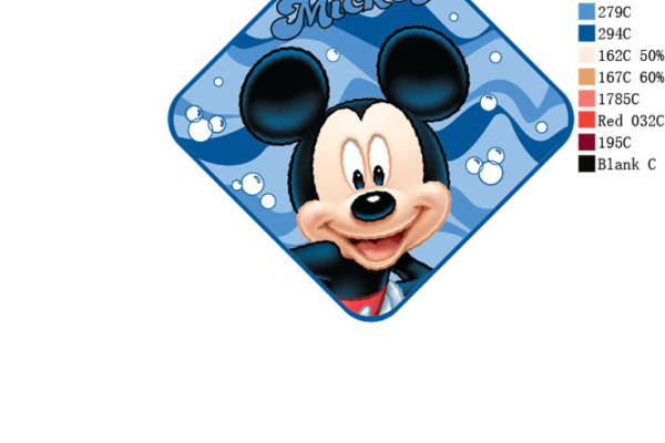 经典米奇裁片印花服装：时尚与童趣的完美结合