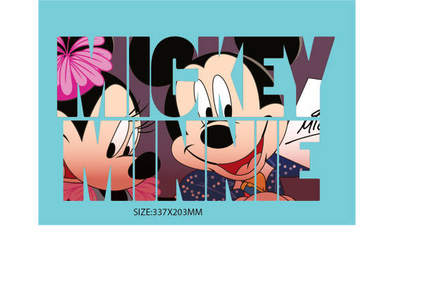 经典卡通裁片印花服装:米奇与米妮的时尚邂逅