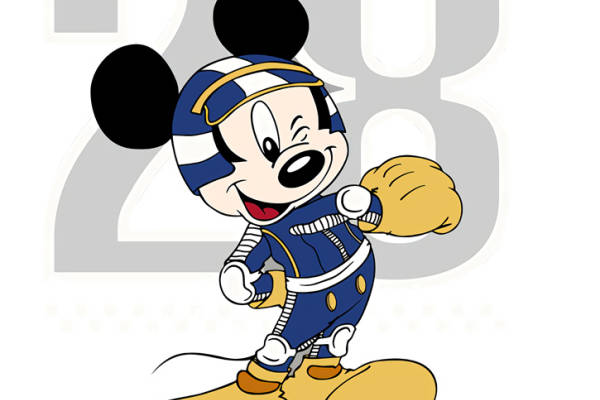 经典米奇老鼠裁片印花服装：复古与时尚的完美结合