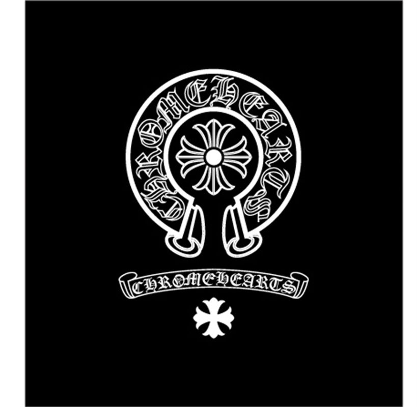 黑白经典克罗心裁片印花服装：时尚与复古的完美结合