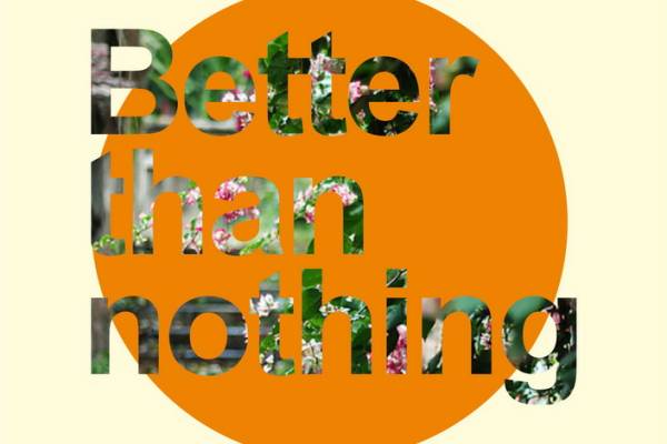 时尚花卉裁片印花服装:让自然之美绽放在衣间